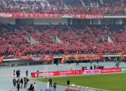 开运体育入口-现场气氛热烈，球迷热情加油助威！