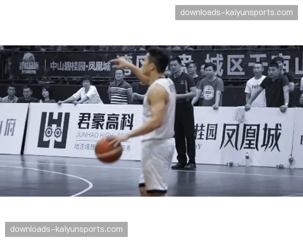 “通讯：辽篮球迷远征沈阳，客场变身‘魔鬼主场’”