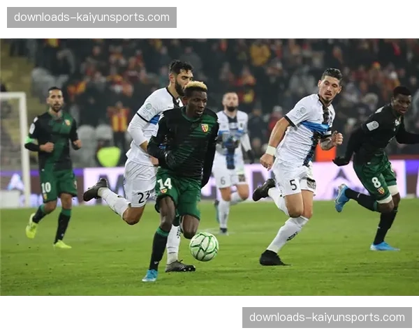 深度战术：斯特拉斯堡高位逼抢战术如何击溃朗斯