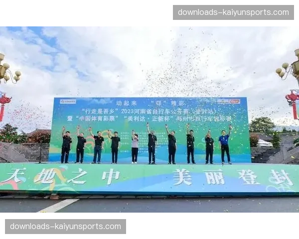 科研助力：生物力学专家解析顶级车手的踩踏效率与骑行姿态优化