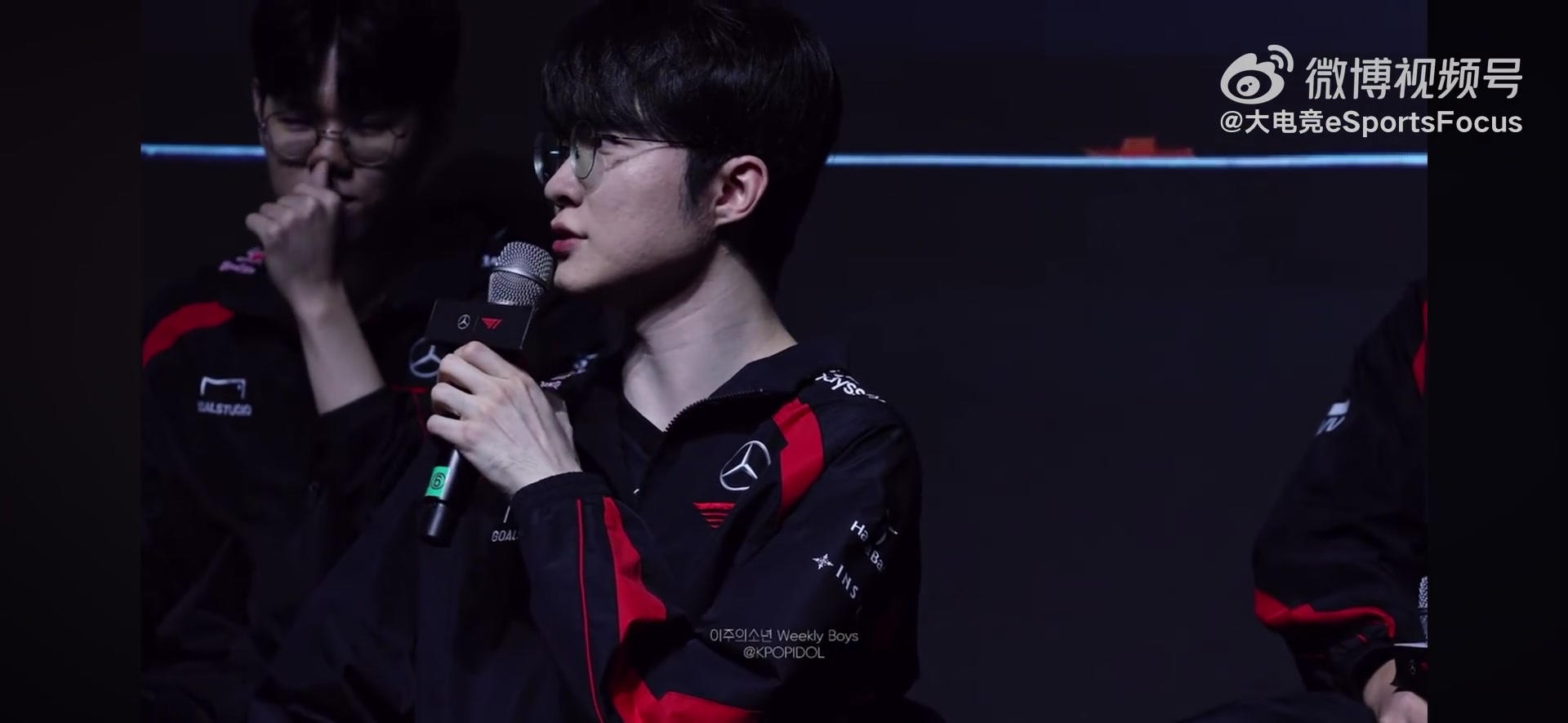 Faker：去年的冠军皮肤整体是比较鲜艳的感觉，今年的会是另外一种风格