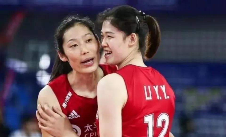 开云体育-包含李盈莹随队出征!中国女排PK两大豪强对日本恐遭遇苦战的词条