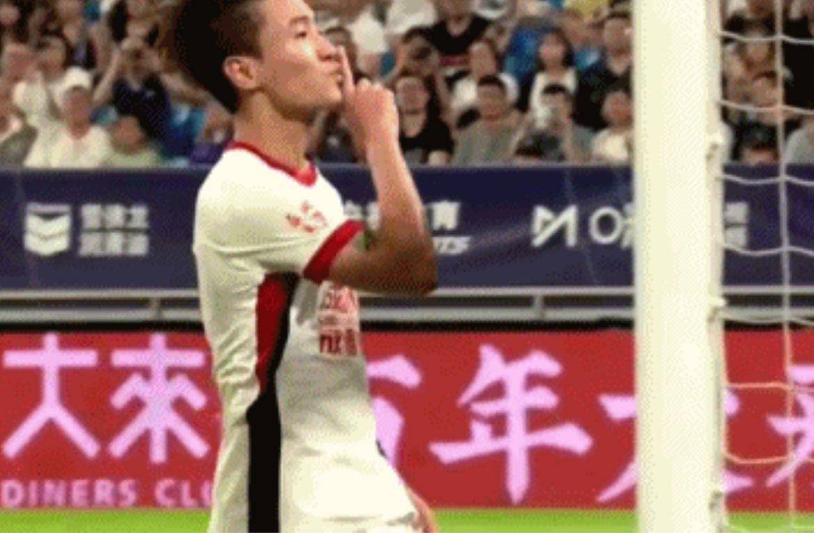 开云体育-中足联关注河南VS蓉城：谴责极端球迷的不当行为(亚足联中国球迷)