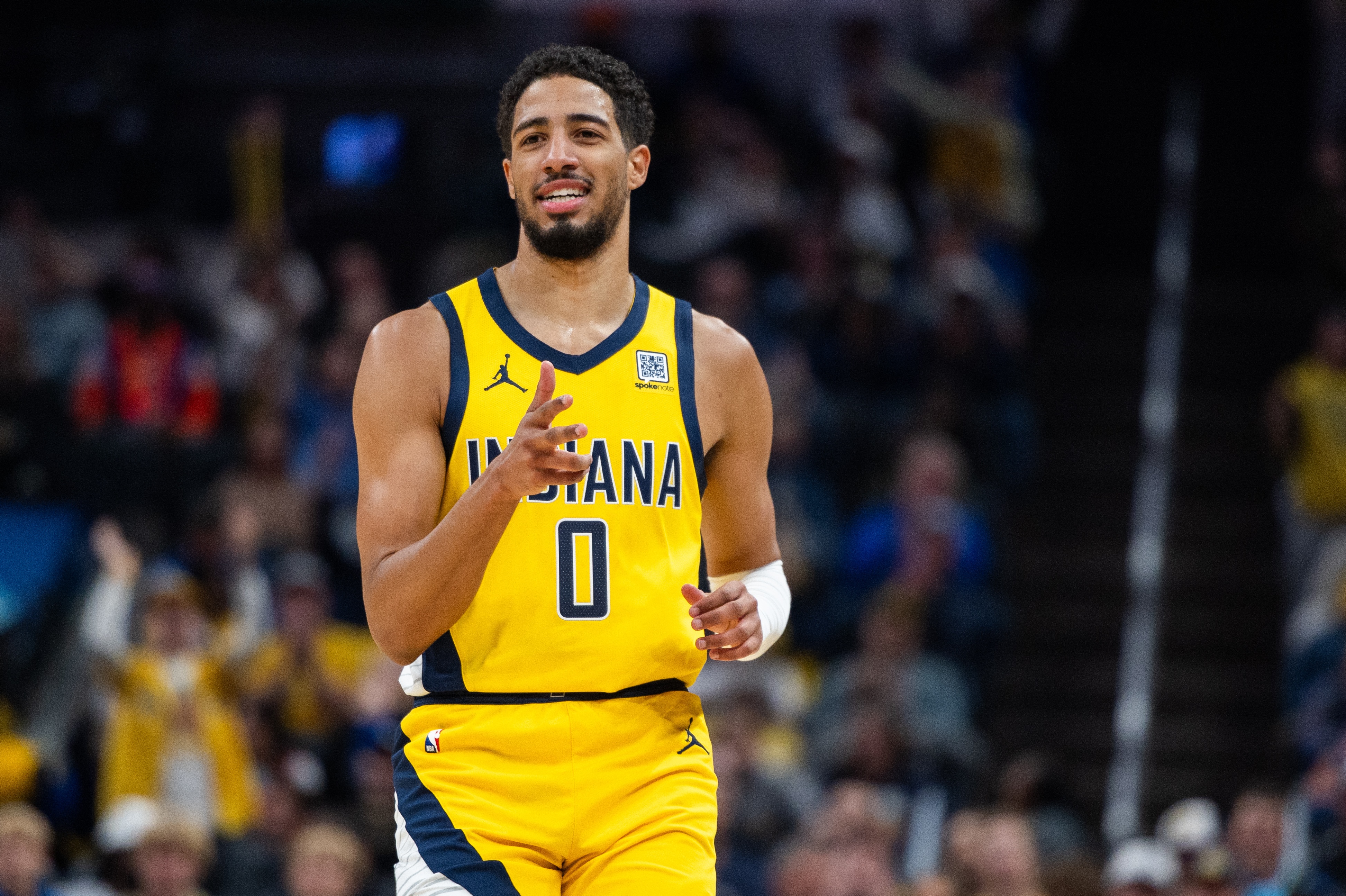 开云体育-关于NBA-哈里伯顿右小腿拉伤将核磁检查G6出战成疑的信息