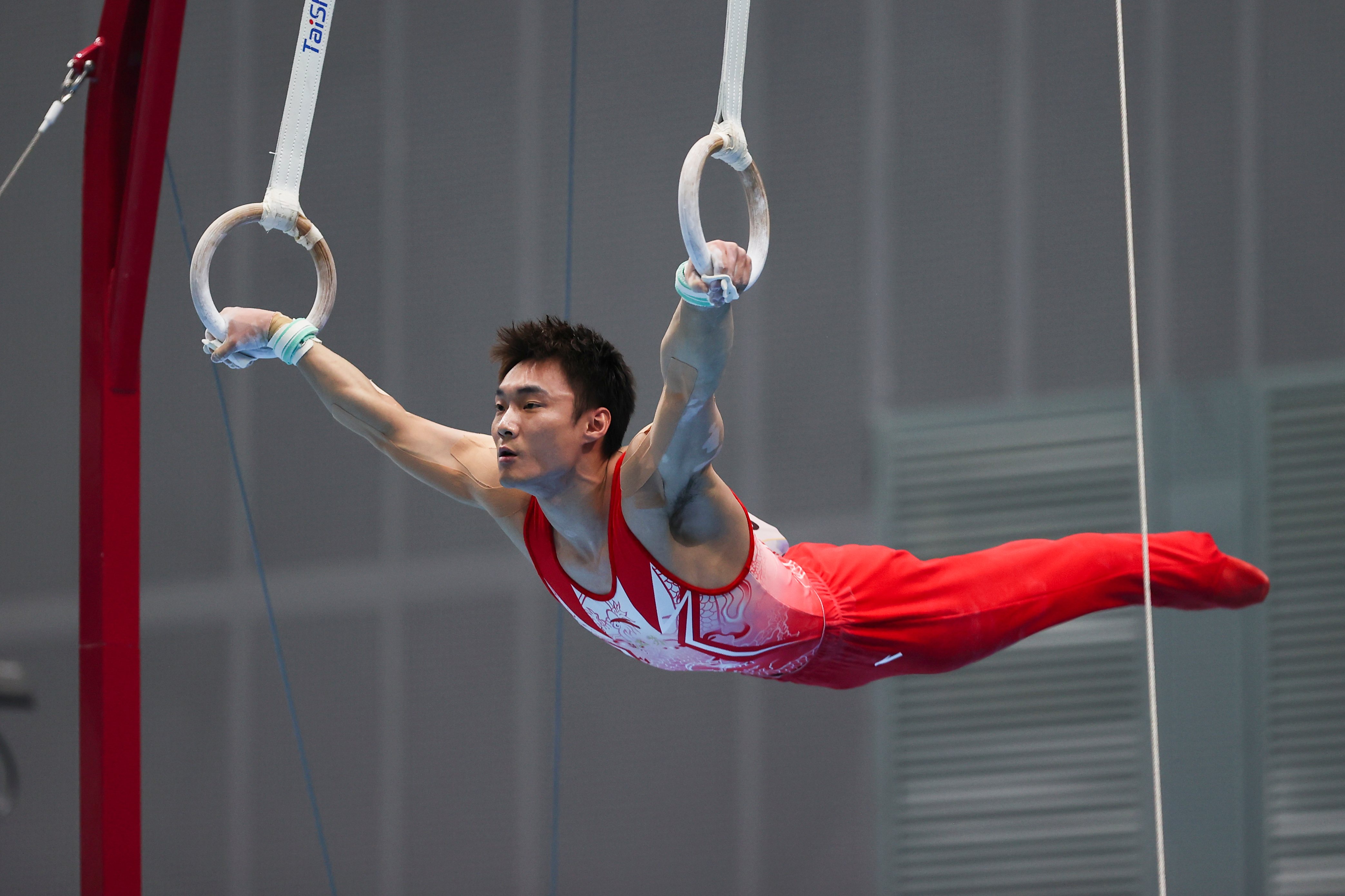 开云体育-体操男子团体赛，中国队斩获银牌(体操男子团体赛,中国队斩获银牌的是谁)